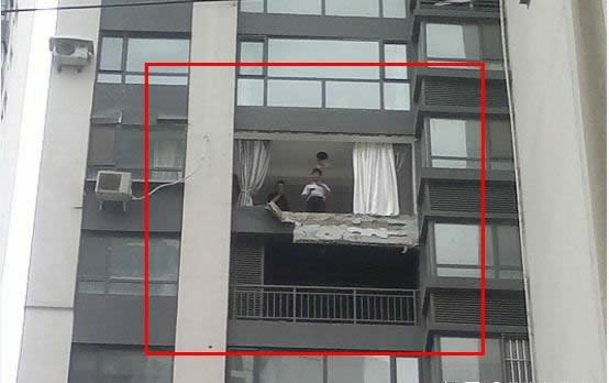 伊盾門(mén)窗，高效隔音門(mén)窗，安全門(mén)窗倡導(dǎo)者！