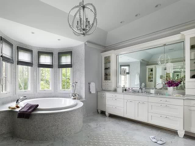 疫情當前遇上回南天，防疫究竟要開窗通風，還是關窗防濕？