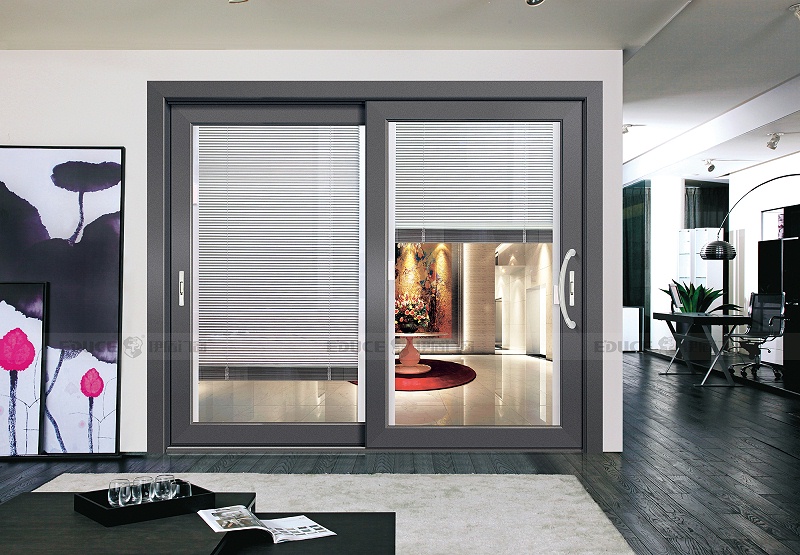 中國(guó)鋁合金門窗十大名牌