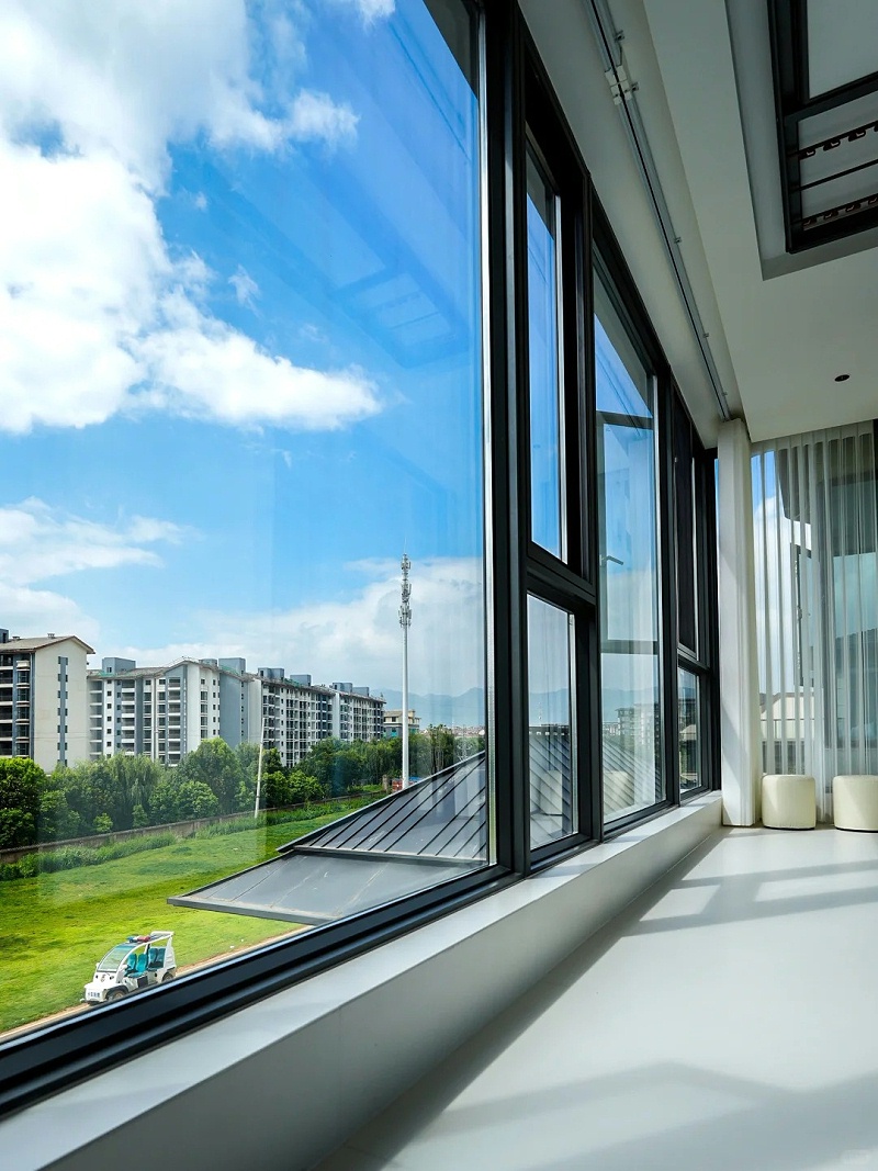 封窗選對，陽光滿屋??宅家人的夢中情窗_3_伊盾門窗_來自小紅書網頁版