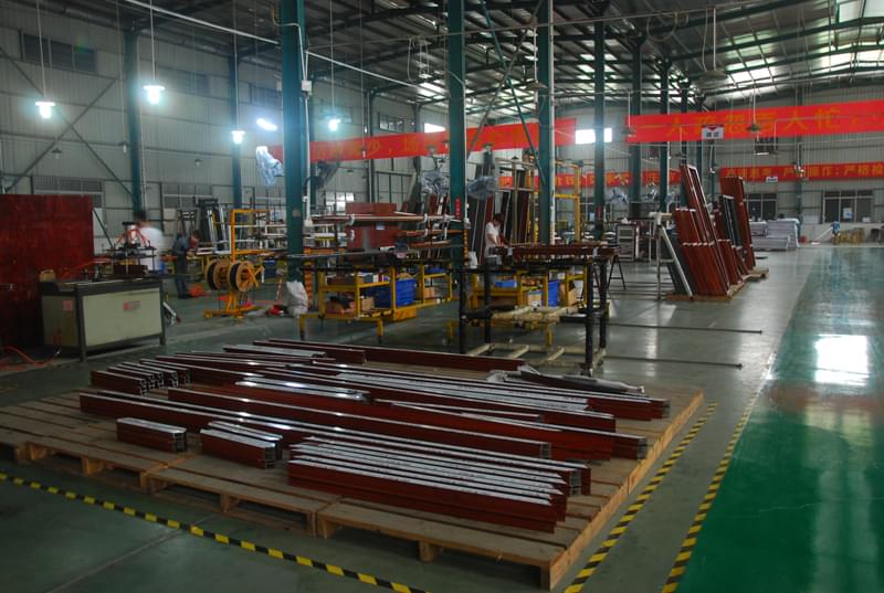 伊盾門窗車間 伊盾門窗車間