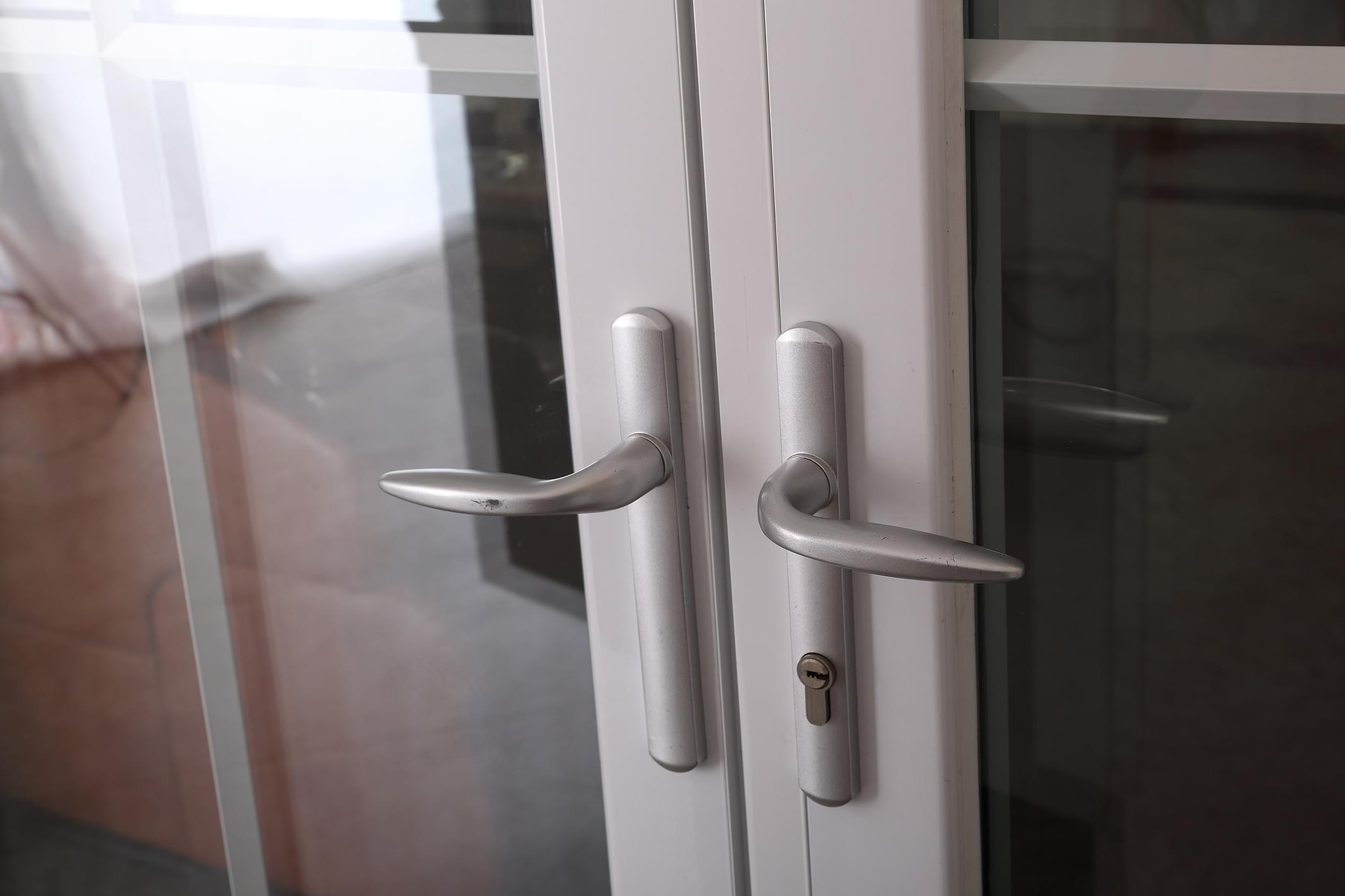 2.0高氣密對開門