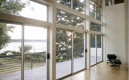 門窗經(jīng)銷商