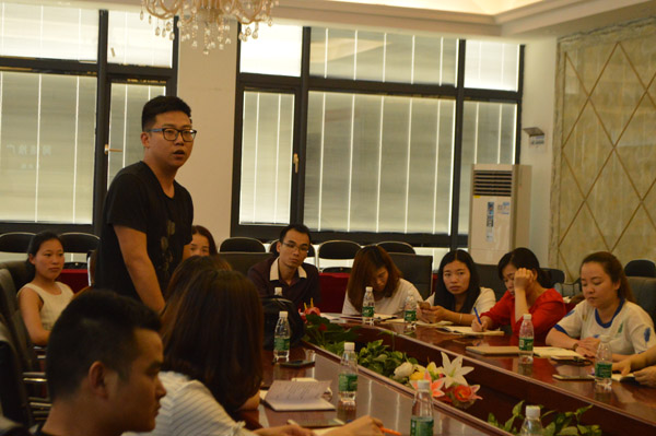 門窗加盟伊盾門窗金牌店長培訓