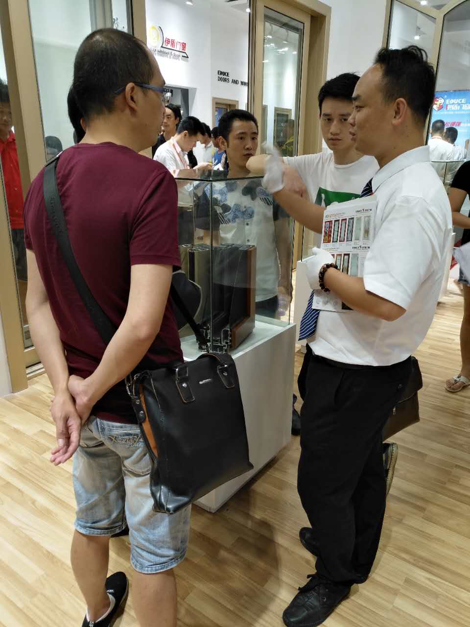 伊盾門窗廣州建博會現場