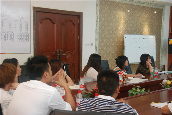 伊盾門窗第六期金牌店長(zhǎng)培訓(xùn)