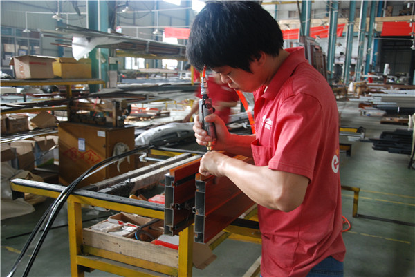 門窗加盟伊盾門窗